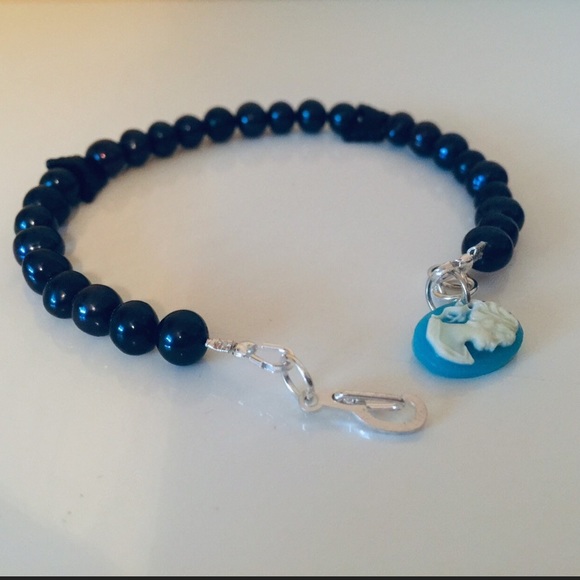 Beaded bracelet - Picture 2 of 8